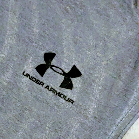 Under Armour Sleeveless Compression Athletic Workout Summer Shirt M/L Gray - Picture 4 of 7